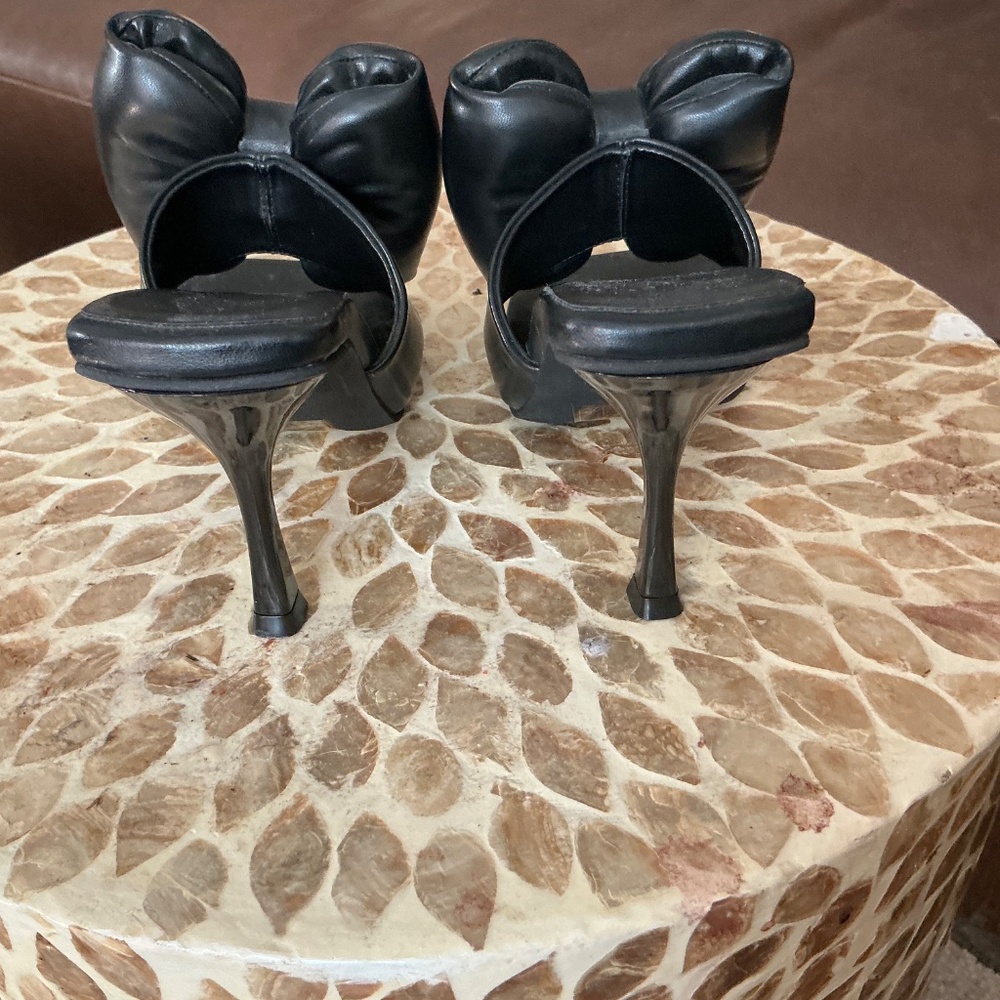 Jeffrey Campbell Bow Heels Black Leather - Picture 2 of 5